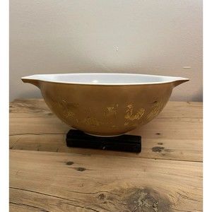 Vintage Pyrex Early American Cinderella Nesting Mixing Bowl 444 4 QT Quart